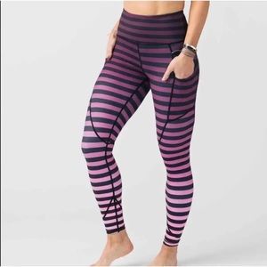 Zyia Activewear Ombré Striped Pink and Black Women's Leggings